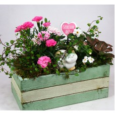 One cat, two cats - Flower arrangement with ceramic cats (Medium)